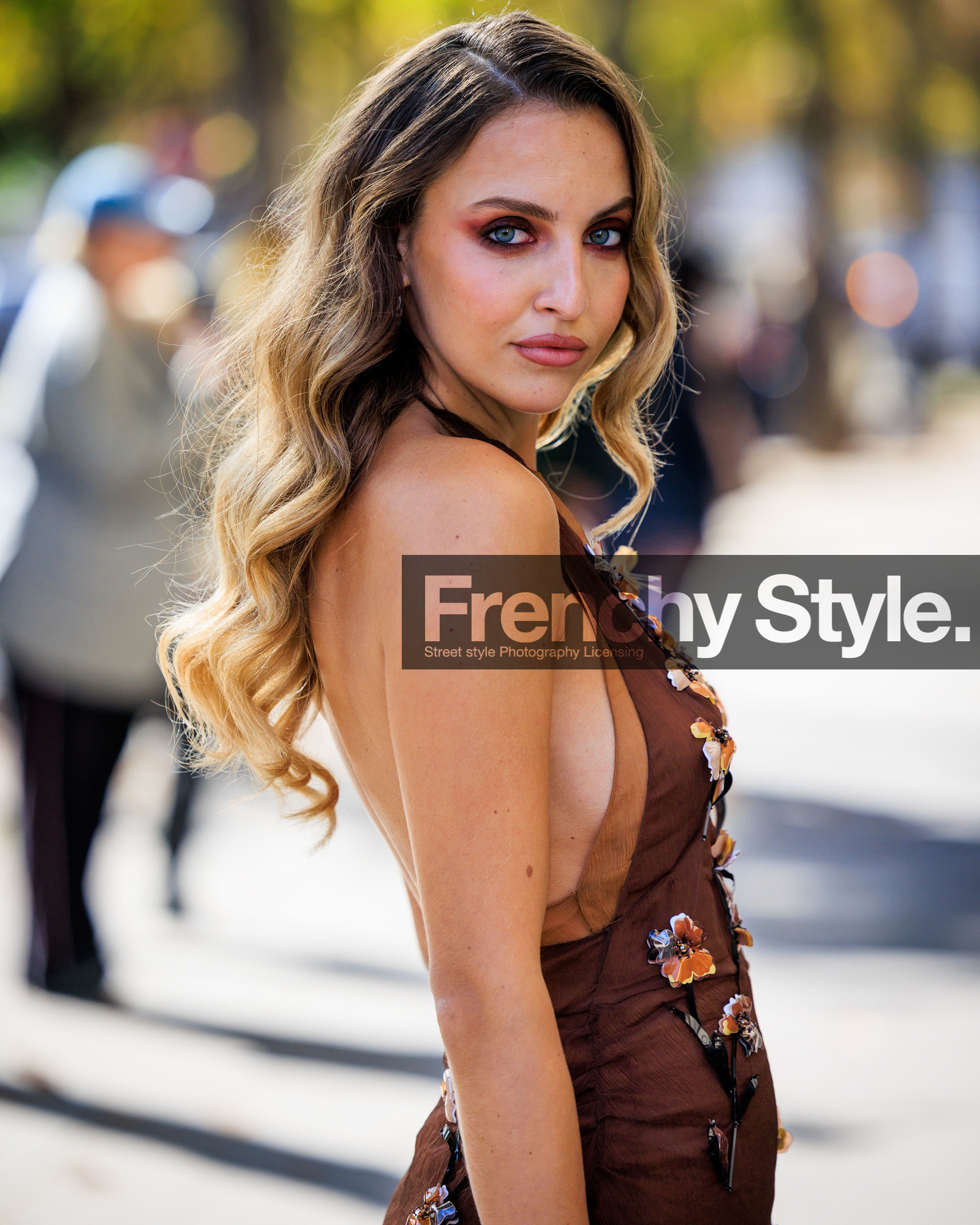 PARIS, PFW, fashion week, frenchystyle, FW, jonathan paciullo, street style, SPRING SUMMER 2024, SS 24, vertical, atmosphere details, detail