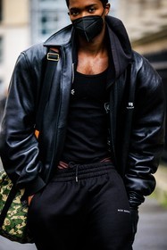 menswear, fashion week, frenchystyle, FW, jonathan paciullo, street style, PFW, PARIS, AUTUMN WINTER 2022-2023, FALL WINTER 2022-2023, FW 22-23, atmosphere details, detail, vertical