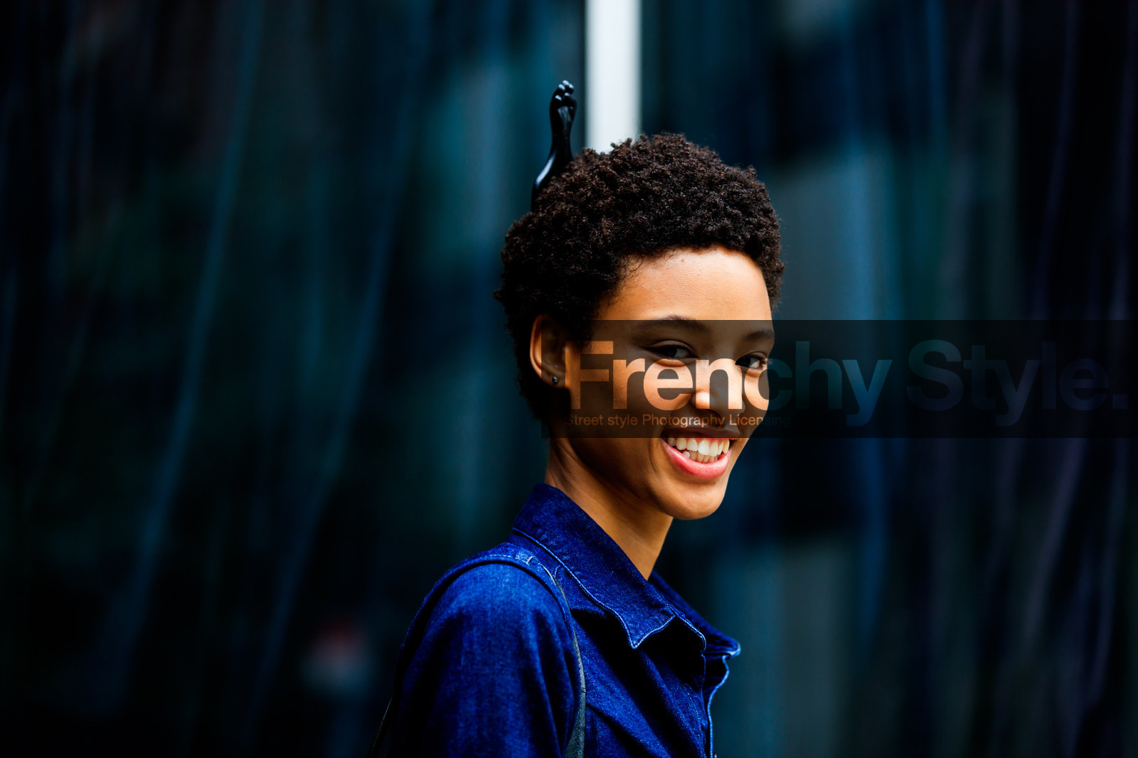 blue denim, denim jacket, model, natural, short hair, skincare, street style, jonathan paciullo, FW, frenchystyle, fashion week, NYFW, NEW YORK, SPRING SUMMER 2019, SS 19, atmosphere details, horizontal, detail, portrait