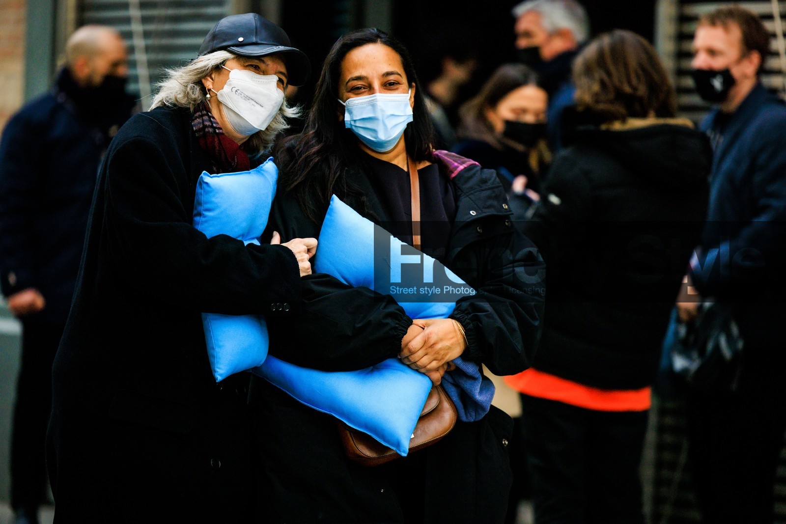 menswear, fashion week, frenchystyle, FW, jonathan paciullo, street style, PFW, PARIS, FALL WINTER 2022-2023, AUTUMN WINTER 2022-2023, FW 22-23, atmosphere details, detail, horizontal