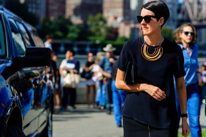 atmosphere details, black top, detail, fashion week, frenchystyle, FW, golden jewelry, horizontal, jonathan paciullo, necklace, NEW YORK, NYFW, SPRING SUMMER 2017, SS 17, street style, sunglasses, woman