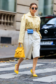 white bermuda shorts, light yellow blouse, light yellow shirt, light yellow top, yellow bag, yellow blouse, yellow shirt, yellow leather bag, hand bag, plaited bag, roger vivier bag, blue leather bag, blue leather belt, quilted bag, quilted belt, mini bag, belt bag, chain belt, golden earrings, golden hair clip, chanel bag, chanel belt, chanel earrings, chanel hair clip, yellow pumps, suede pumps, sharp end shoes, tweed bermuda shorts, golden frame sunglasses, chanel sunglasses, chanel bermuda shorts, julia comil, fashion week, frenchystyle, FW, jonathan paciullo, street style, PFW, PARIS, AUTUMN WINTER 2021-2022, FALL WINTER 2021-2022, FW 21-22, vertical, full length