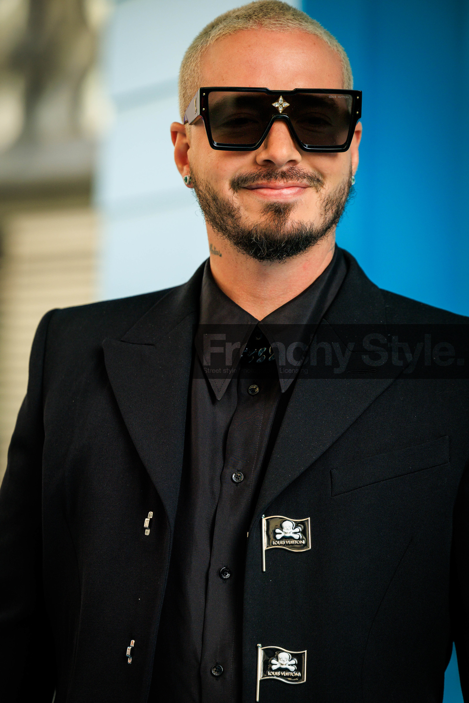 menswear, fashion week, frenchystyle, FW, jonathan paciullo, street style, PFW, PARIS, FALL WINTER 2022-2023, AUTUMN WINTER 2022-2023, FW 22-23, atmosphere details, detail, vertical