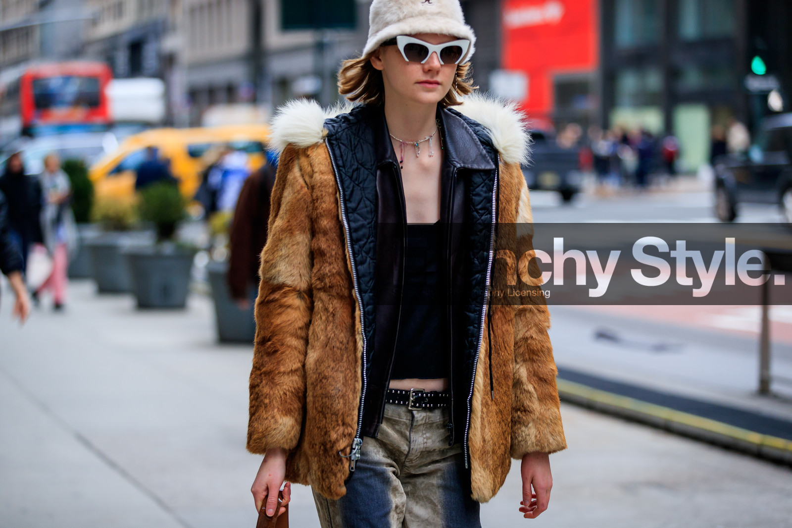 black belt, black jacket, black top, brown fur, denim pants, fun sunglasses, fur jacket, jeans, sunglasses, trousers, white hat, street style, jonathan paciullo, FW, frenchystyle, fashion week, NYFW, NEW YORK, AUTUMN WINTER 2018-2019, AW 18-19, FALL WINTER 2018-2019, FW 18-19, atmosphere details, horizontal, detail