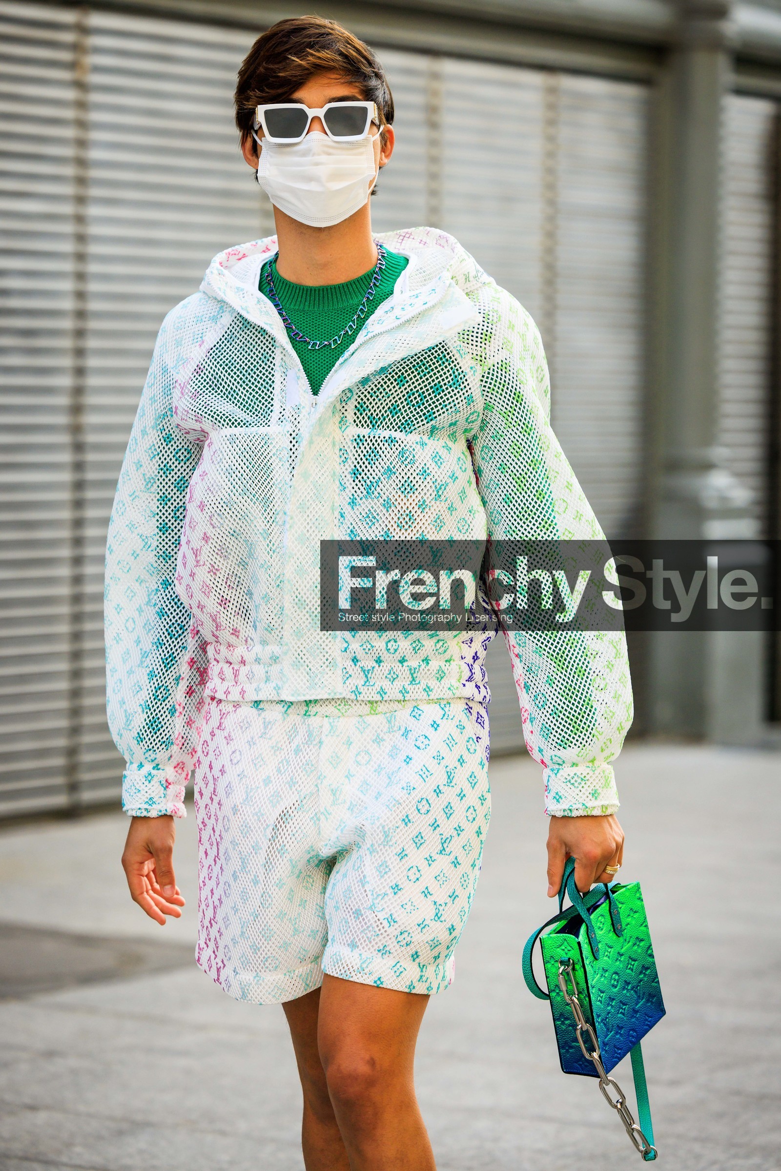 menswear, fashion week, frenchystyle, FW, jonathan paciullo, street style, PFW, PARIS, FALL WINTER 2022-2023, AUTUMN WINTER 2022-2023, FW 22-23, atmosphere details, detail, vertical