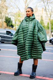 braided hair, red lips, green cape, winter cape, puffed cape, valentino boots, black boots, fashion week, frenchystyle, FW, jonathan paciullo, street style, PFW, PARIS, menswear, FALL WINTER 2022-2023, AUTUMN WINTER 2022-2023, FW 22-23, full length, vertical