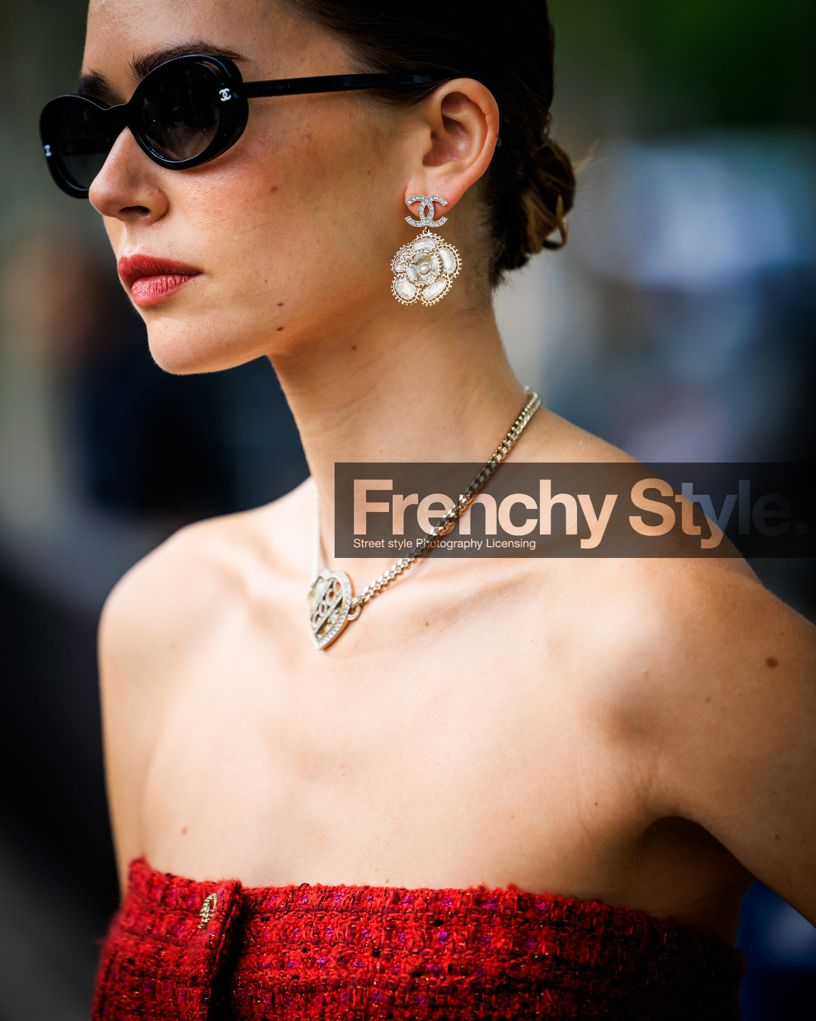 PARIS, PFW, fashion week, frenchystyle, FW, jonathan paciullo, street style, SPRING SUMMER 2024, SS 24, vertical, atmosphere details, detail