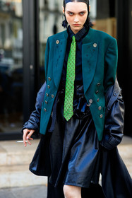 haircut, hair details, make up, make up details, green jacket, green tie, black leather skirt, green socks, black leather jacket, long jacket, red sneakers, converse shoes, embroidered jacket, printed tie, fashion week, frenchystyle, FW, jonathan paciullo, street style, PFW, PARIS, AUTUMN WINTER 2021-2022, FALL WINTER 2021-2022, FW 21-22, vertical, atmosphere details, detail, model