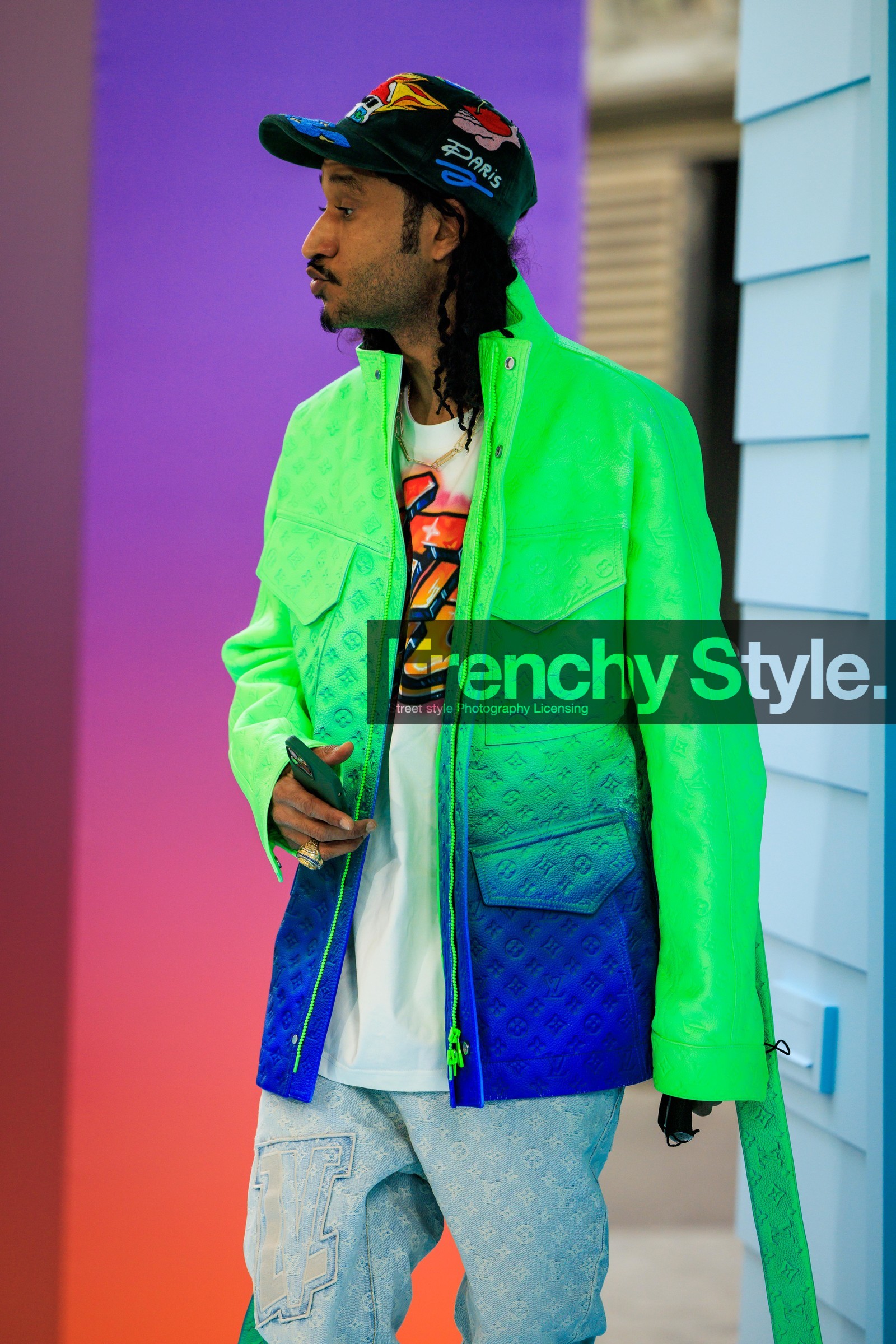 menswear, fashion week, frenchystyle, FW, jonathan paciullo, street style, PFW, PARIS, FALL WINTER 2022-2023, AUTUMN WINTER 2022-2023, FW 22-23, atmosphere details, detail, vertical