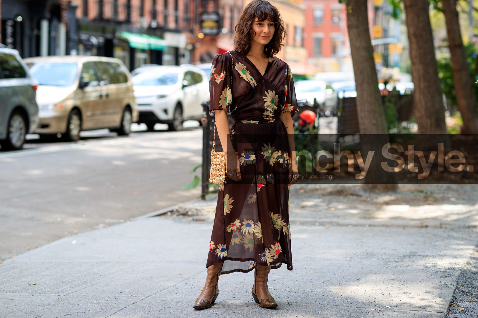 alyssa coscarelli, brown boots, brown dress, cowboy boots, floral, flowers, gold bag, graphic dress, leather shoes, printed dress, shiny bag, street style, jonathan paciullo, FW, frenchystyle, fashion week, NEW YORK, NYFW, SPRING SUMMER 2020, SS 20, horizontal, atmosphere details, full length