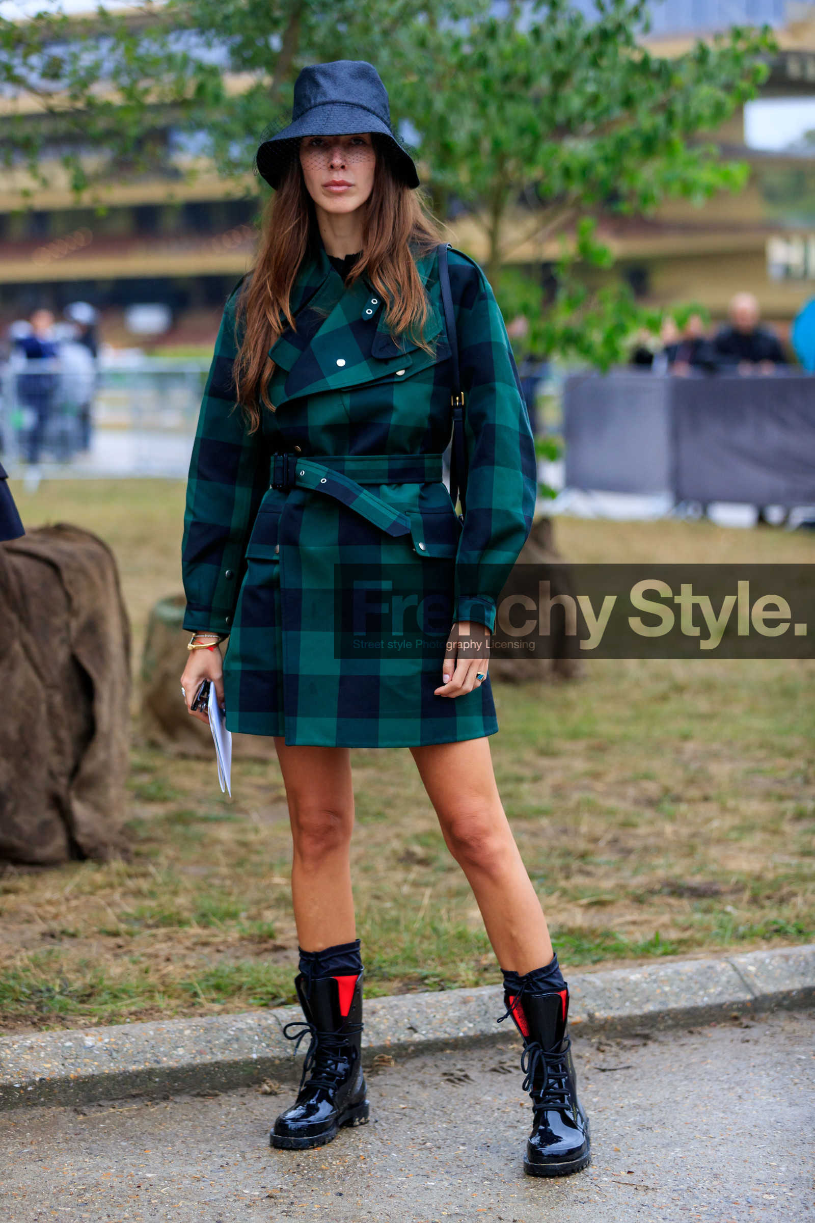 estelle pigault, dior bag, dior jacket, dior boots, dior hat, dior total look, black hat, tulle hat, black jacket, black bag, black leather boots, black polish boots, laced boots, green jacket, checked jacket, fashion week, frenchystyle, FW, jonathan paciullo, street style, SPRING SUMMER 2020, SS 20, PFW, PARIS, vertical, full length