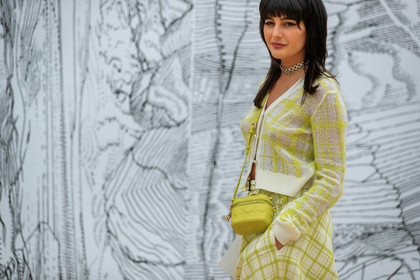 light green cardigan, light green skirt, yellow cardigan, yellow skirt, checked cardigan, checked skirt, yellow bag, yellow leather bag, light green leather bag, quilted bag, mini bag, crossbody bag, zipped bag, silvered necklace, silvered choker, multi necklace, multi chocker, white cardigan, white skirt, close up detail, bag detail, dior bag, dior cardigan, dior suits, dior total look, maria bernad, fashion week, frenchystyle, FW, jonathan paciullo, street style, PFW, PARIS, AUTUMN WINTER 2021-2022, FALL WINTER 2021-2022, FW 21-22, atmosphere details, horizontal, detail