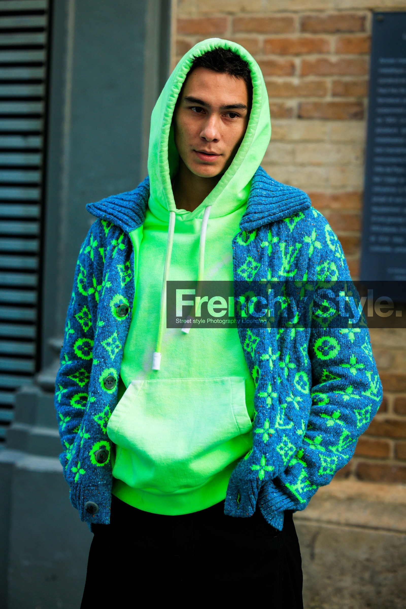 menswear, fashion week, frenchystyle, FW, jonathan paciullo, street style, PFW, PARIS, FALL WINTER 2022-2023, AUTUMN WINTER 2022-2023, FW 22-23, atmosphere details, detail, vertical