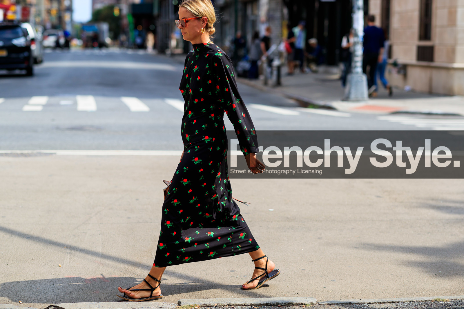 black dress, black shoes, floral, flowers, graphic dress, leather shoes, printed dress, sunglasses, street style, jonathan paciullo, FW, frenchystyle, fashion week, NEW YORK, NYFW, SPRING SUMMER 2020, SS 20, horizontal, atmosphere details, detail
