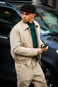 menswear, fashion week, frenchystyle, FW, jonathan paciullo, street style, PFW, PARIS, AUTUMN WINTER 2022-2023, FALL WINTER 2022-2023, FW 22-23, atmosphere details, detail, vertical