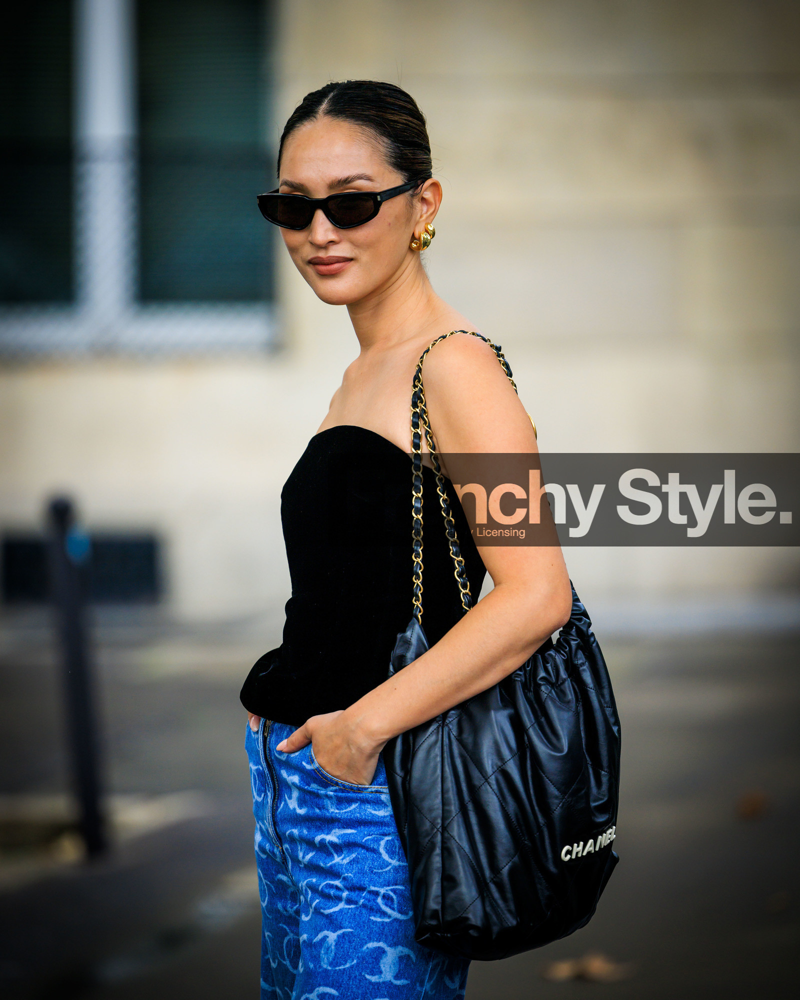 PARIS, PFW, fashion week, frenchystyle, FW, jonathan paciullo, street style, SPRING SUMMER 2024, SS 24, vertical, atmosphere details, detail