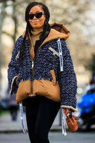braided hair, long braids, black sunglasses, puffed jacket, dual toned jacket, tweed jacket, black leggings, brown bag, mini bucket bag, fashion week, frenchystyle, FW, jonathan paciullo, street style, PFW, PARIS, menswear, AUTUMN WINTER 2022-2023, FALL WINTER 2022-2023, FW 22-23, atmosphere details, detail, vertical