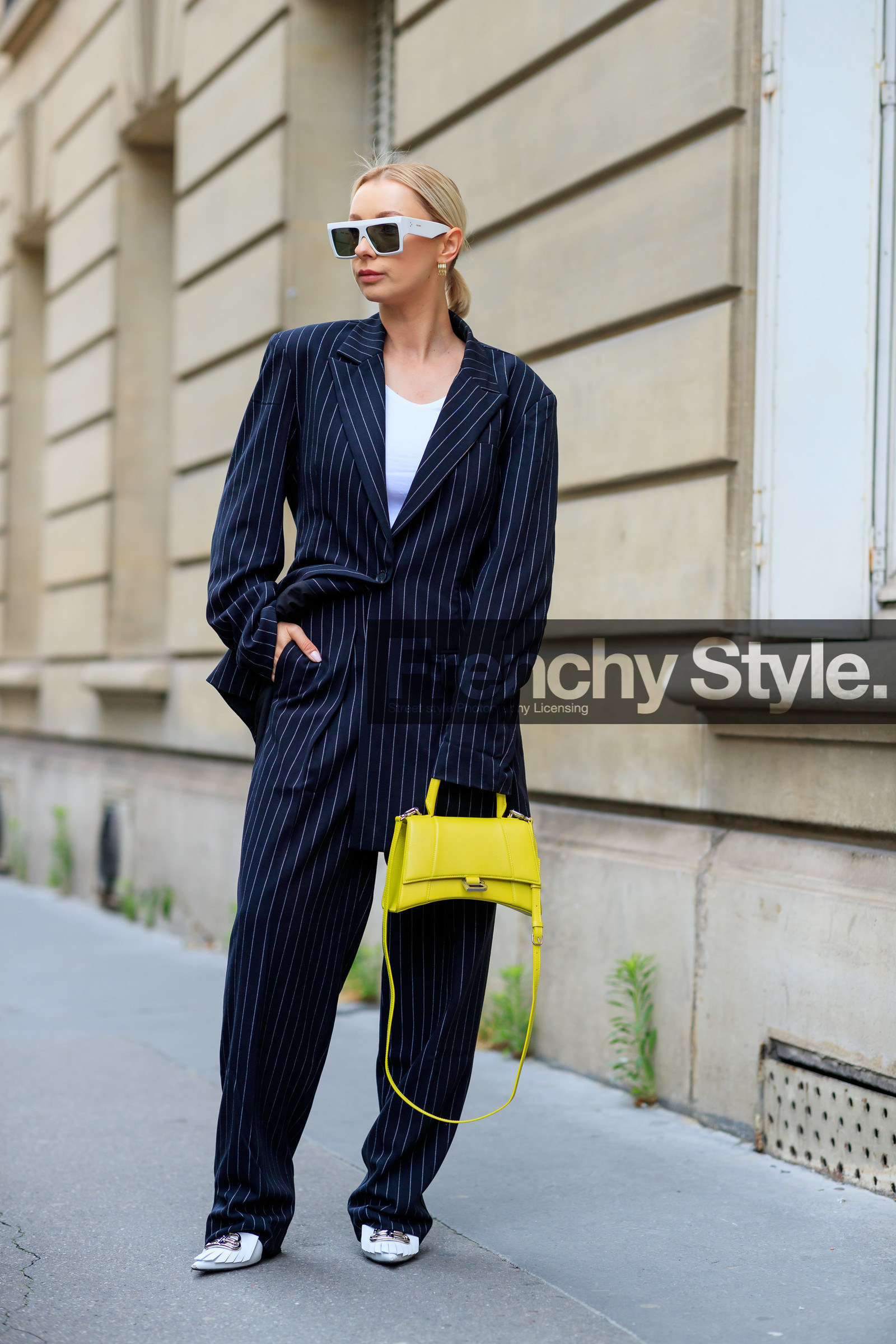 white sunglasses, big sunglasses, celine sunglasses, hoop earrings, golden earrings, overshirt jacket, oversize pants, oversize suits, striped jacket, striped look, striped pants, striped suits, yellow leather bag, hand bag, balenciaga bag, balenciaga jacket, balenciaga total look, balenciaga pants, balenciaga shoes, white leather shoes, white leather pumps, sharp end shoes, square shape glasses, justyna czerniak, fashion week, frenchystyle, FW, jonathan paciullo, street style, PFW, PARIS, AUTUMN WINTER 2021-2022, FALL WINTER 2021-2022, FW 21-22, vertical, full length