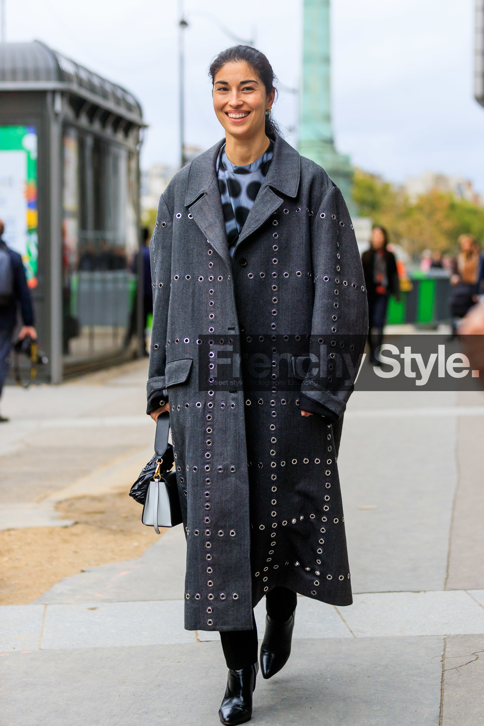 caroline issa, dark grey coat, oversize coat, studs details coat, fashion week, frenchystyle, FW, jonathan paciullo, street style, SPRING SUMMER 2020, SS 20, PFW, PARIS, vertical, full length