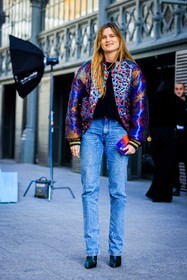 louis vuitton, black tshirt, printed jacket, bomber jacket, multiprint jacket, animal print jacket, multicolor jacket, classic jeans, satin boots, heeled boots, blue boots, fashion week, frenchystyle, FW, jonathan paciullo, street style, PFW, PARIS, menswear, FALL WINTER 2022-2023, AUTUMN WINTER 2022-2023, FW 22-23, full length, vertical