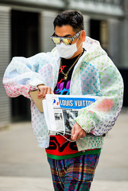 menswear, fashion week, frenchystyle, FW, jonathan paciullo, street style, PFW, PARIS, FALL WINTER 2022-2023, AUTUMN WINTER 2022-2023, FW 22-23, atmosphere details, detail, vertical