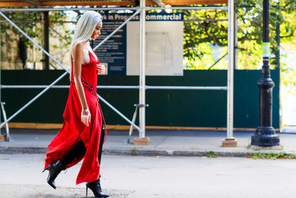 atmosphere details, black boots, black denim, choker, denim pants, fashion week, frenchystyle, full length, FW, high boots, high heels, horizontal, iphone, jeans, jonathan paciullo, leather boots, NEW YORK, NYFW, red dress, ripped pants, SPRING SUMMER 2017, SS 17, street style, trousers, winnie harlow, woman