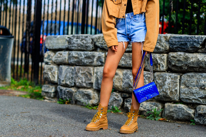 aleali may, atmosphere details, beige boots, beige jacket, black top, blue bag, blue denim, boy bag, caterpillar, chanel, denim jacket, denim shorts, detail, fashion week, frenchystyle, FW, horizontal, jonathan paciullo, leather bag, levi's, levi's strauss, NEW YORK, NYFW, SPRING SUMMER 2017, SS 17, street style, suede shoes, woman