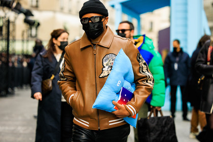 menswear, fashion week, frenchystyle, FW, jonathan paciullo, street style, PFW, PARIS, FALL WINTER 2022-2023, AUTUMN WINTER 2022-2023, FW 22-23, atmosphere details, detail, horizontal