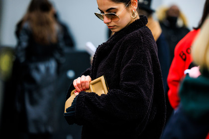 menswear, fashion week, frenchystyle, FW, jonathan paciullo, street style, PFW, PARIS, FALL WINTER 2022-2023, AUTUMN WINTER 2022-2023, FW 22-23, atmosphere details, detail, horizontal