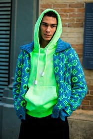 menswear, fashion week, frenchystyle, FW, jonathan paciullo, street style, PFW, PARIS, FALL WINTER 2022-2023, AUTUMN WINTER 2022-2023, FW 22-23, atmosphere details, detail, vertical