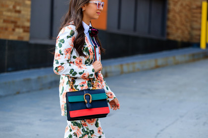 atmosphere details, blue bag, detail, fashion week, floral, flower, frenchystyle, FW, geometric, graphic bag, gucci, horizontal, jonathan paciullo, leather bag, NEW YORK, NYFW, pink suit, printed suit, SPRING SUMMER 2017, SS 17, street style, striped bag, sunglasses, white shirt, woman