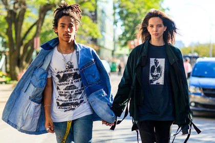 atmosphere details, black denim, black t shirt, blue denim, denim jacket, denim pants, detail, fashion week, frenchystyle, FW, green jacket, horizontal, jeans, jonathan paciullo, luka sabbat, NEW YORK, NYFW, patchwork, printed t shirt, ripped pants, SPRING SUMMER 2017, SS 17, street style, trousers, white t shirt, woman