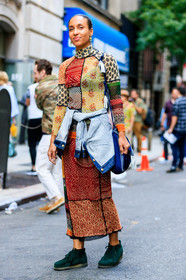 blue bag, brown dress, earrings, fashion week, frenchystyle, full length, FW, green shoes, jonathan paciullo, leather shoes, long dress, multicolor dress, NEW YORK, NYFW, patchwork, printed dress, SPRING SUMMER 2018, SS 18, street style, tied up jacket, vertical