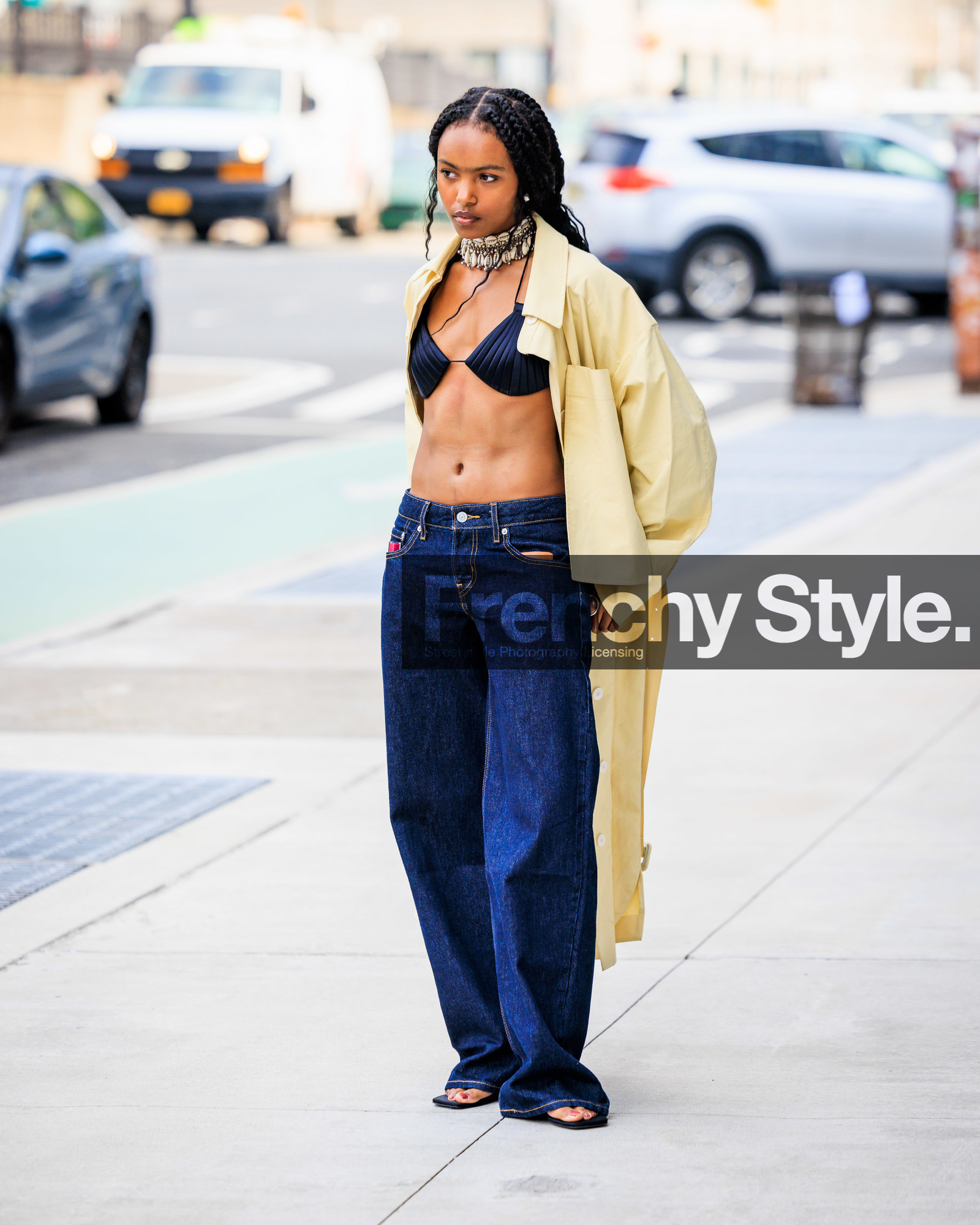 jonathan paciullo, FW, frenchystyle, fashion week, street style, vertical, detail, atmosphere details, NYFW, NEW YORK, SPRING SUMMER 2024, SS 24