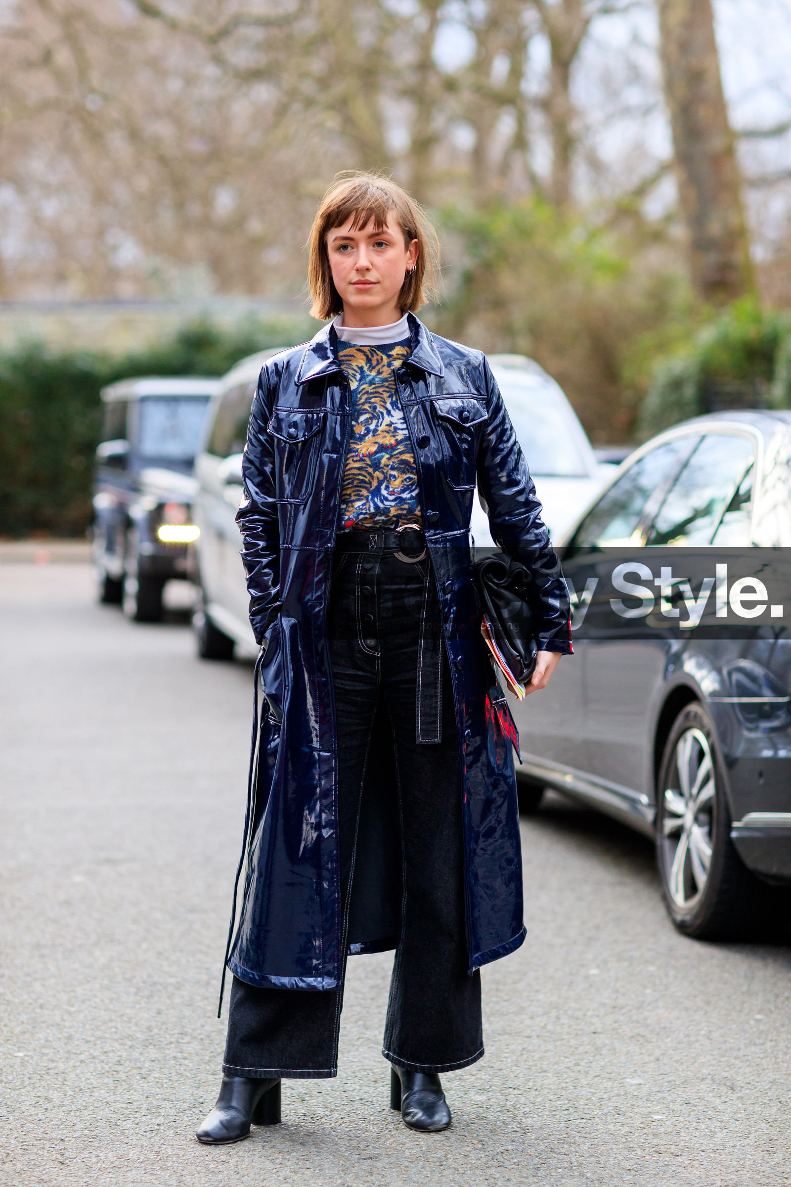 black bag, black denim, black shoes, blue coat, denim pants, graphic top, high heels, jeans, leather bag, leather coat, leather shoes, printed top, trench coat, trousers, vinyl, street style, jonathan paciullo, FW, frenchystyle, fashion week, LFW, LONDON, AUTUMN WINTER 2018-2019, AW 18-19, FALL WINTER 2018-2019, FW 18-19, vertical, full length