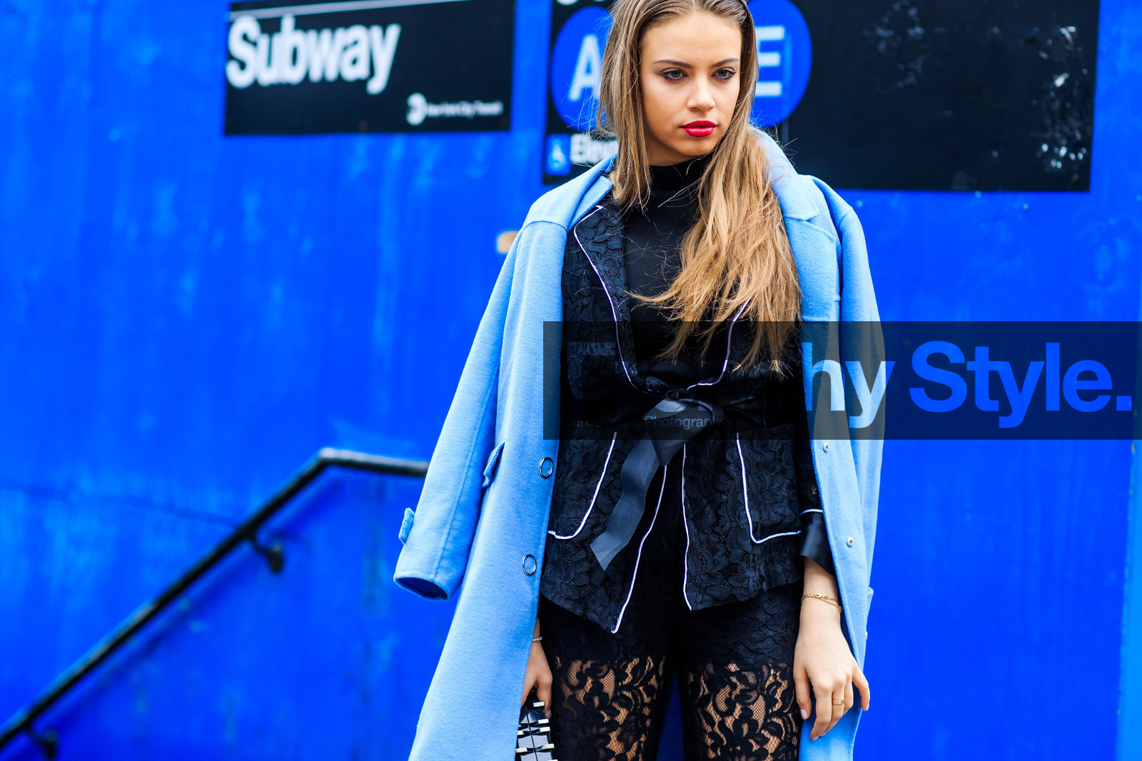 atmosphere details, AUTUMN WINTER 2016-2017, AW 16-17, black belt, black clutch, black jacket, black pants, black shoes, black wedges, blue coat, detail, fashion week, frenchystyle, FW, FW 16-17, horizontal, jonathan paciullo, lace, lace pants, laser cut, leather shoes, NEW YORK, NYFW, pajamas, see through, street style, woman, xenia tchoumi