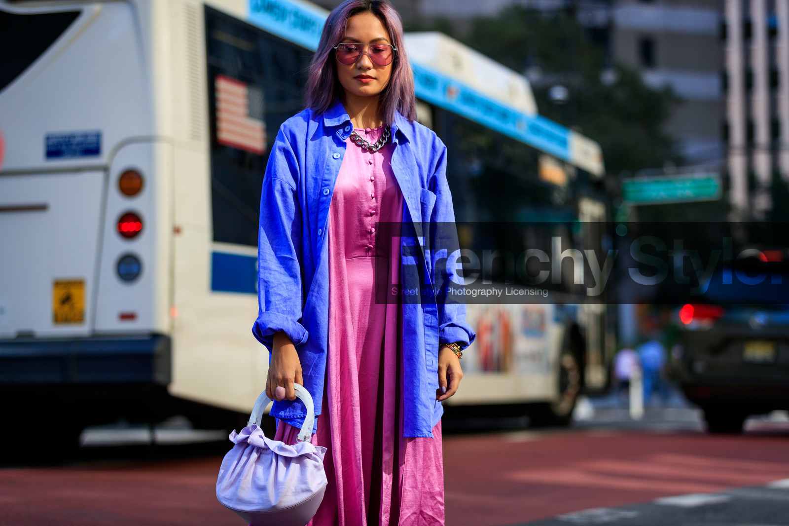 blue shirt, dyed hair, leather bag, necklace, pink bag, pink dress, purple hair, sunglasses, fashion week, frenchystyle, FW, jonathan paciullo, street style, NEW YORK, NYFW, SPRING SUMMER 2020, SS 20, horizontal, atmosphere details, detail