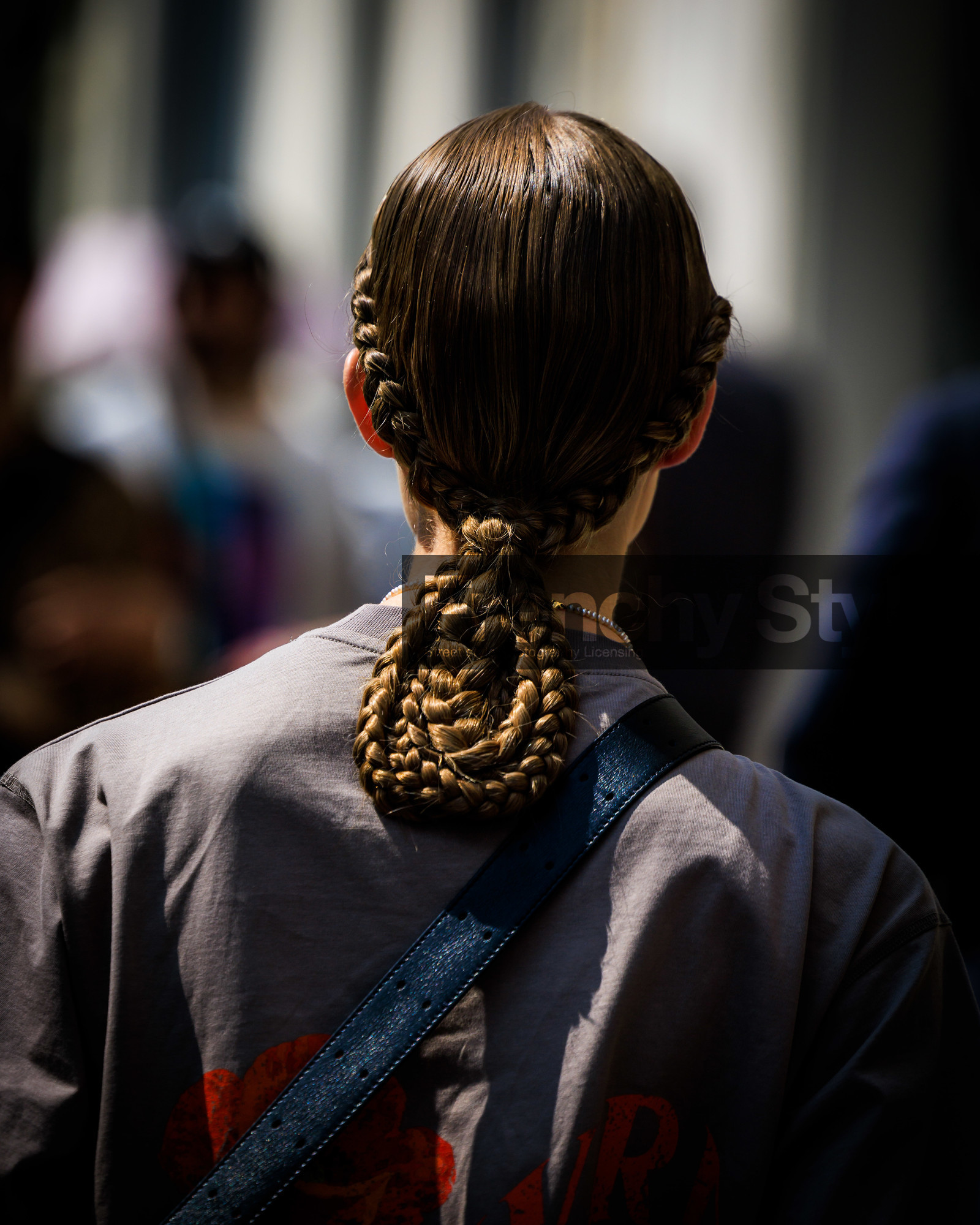 fashion week, frenchystyle, FW, jonathan paciullo, street style, PFW, PARIS, FW 23-24, FALL WINTER 2023-2024, AUTUMN WINTER 2023-2024, HAUTE COUTURE, vertical, atmosphere details, detail