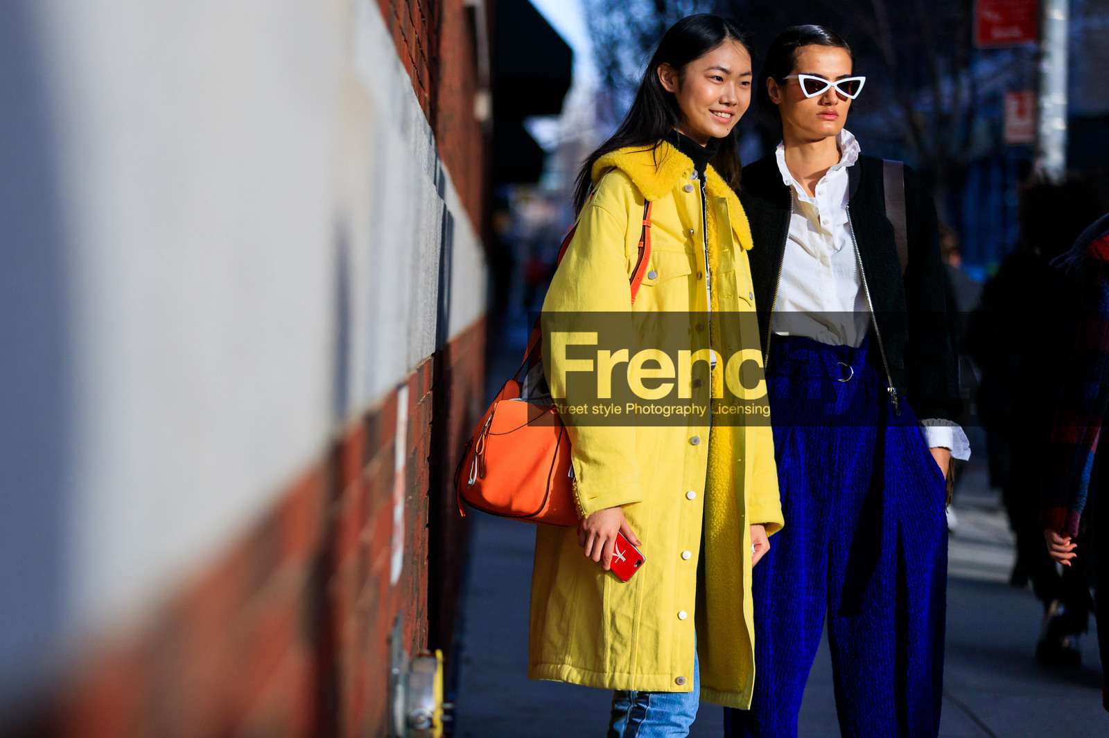 black jacket, blue denim, blue skirt, brown bag, denim pants, fringes, jeans, leather bag, orange bag, sunglasses, trousers, white shirt, yellow coat, yellow fur, street style, jonathan paciullo, FW, frenchystyle, fashion week, NYFW, NEW YORK, AUTUMN WINTER 2018-2019, AW 18-19, FALL WINTER 2018-2019, FW 18-19, atmosphere details, horizontal, detail, model
