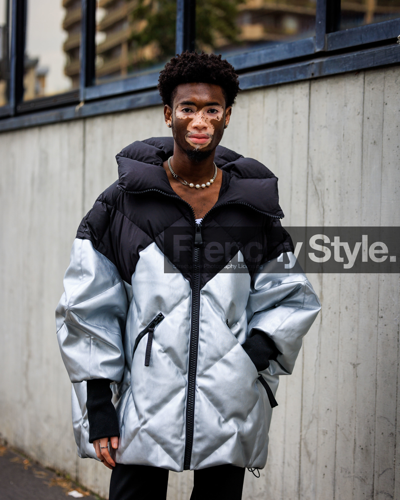 street style, jonathan paciullo, FW, fashion week, frenchystyle, MFW, MILAN, SPRING SUMMER 2024, SS 24, vertical, atmosphere details, detail