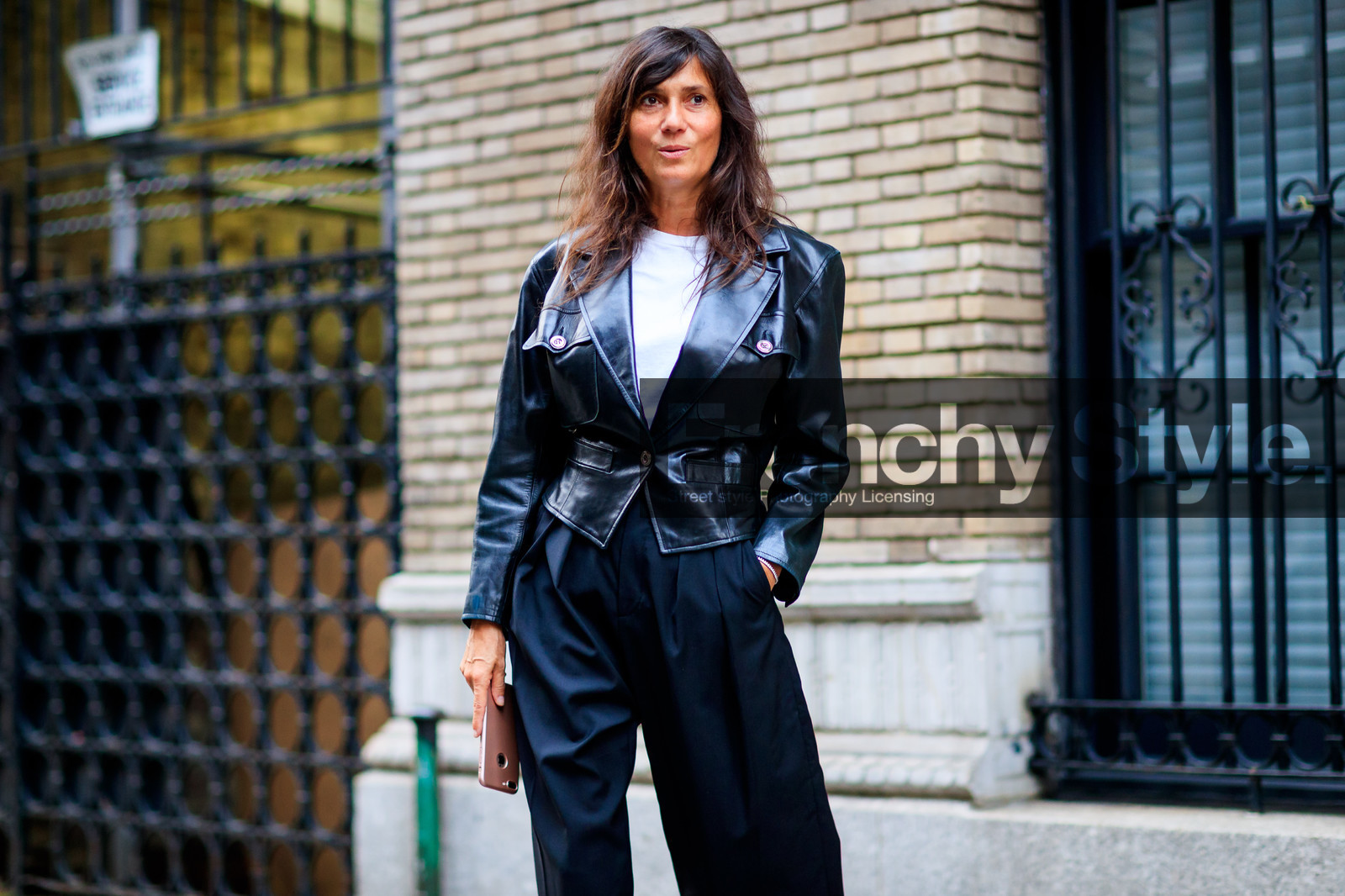 atmosphere details, black jacket, black pants, detail, Emmanuelle Alt, fashion week, frenchystyle, FW, horizontal, jonathan paciullo, leather jacket, NEW YORK, NYFW, SPRING SUMMER 2018, SS 18, street style, trousers, white t shirt