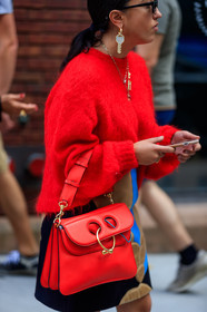 atmosphere details, detail, earrings, fashion week, frenchystyle, FW, jonathan paciullo, jw anderson, leather bag, NEW YORK, NYFW, red bag, red sweater, SPRING SUMMER 2018, SS 18, street style, sunglasses, vertical