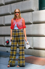 checked pants, chloe king, embroidered bag, fashion week, fishnet, frenchystyle, full length, FW, high heels, jonathan paciullo, leather bag, leather shoes, NEW YORK, NYFW, plaid, printed pants, red top, SPRING SUMMER 2018, SS 18, street style, sunglasses, tartan, trousers, vertical