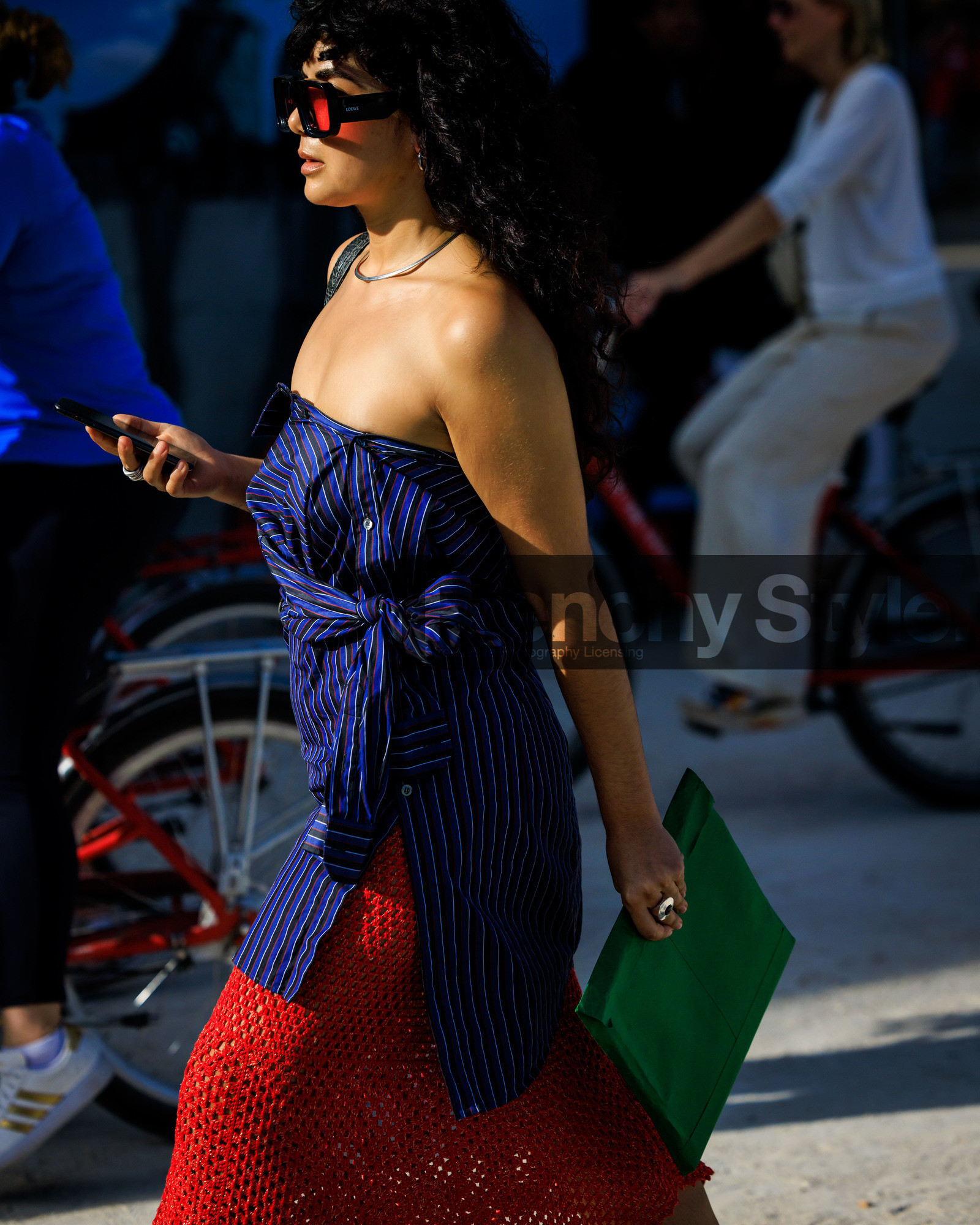 PARIS, PFW, fashion week, frenchystyle, FW, jonathan paciullo, street style, SPRING SUMMER 2024, SS 24, vertical, atmosphere details, detail