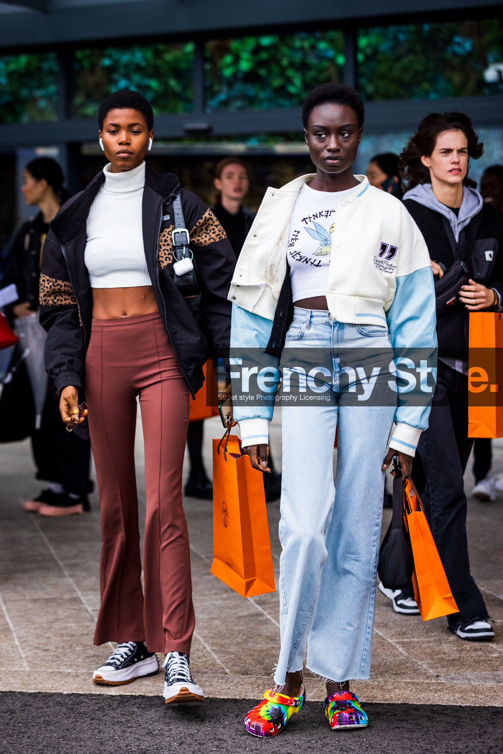 animal print, baby blue, black converse, black jeacket, blue bomber, blue denim, blue jacket, blue jean, bomber, brown pants, converse, crocs, crop top, cropped jacket, denim, flare pants, high waist jean, jacket, jean, pants, printed t-shirt, t-shirt, turtleneck, white bomber, white crop top, white jacket, white t-shirt, white turtleneck, zipped jacket, fashion week, frenchystyle, FW, jonathan paciullo, street style, PFW, PARIS, SPRING SUMMER 2022, SS 22, vertical, full length
