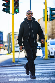 total black look, tortoise sunglasses, fashion week, frenchystyle, FW, jonathan paciullo, street style, vertical, full length