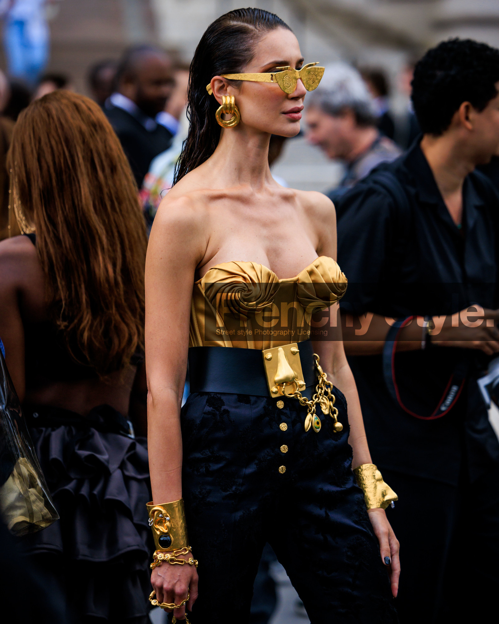 fashion week, frenchystyle, FW, jonathan paciullo, street style, PFW, PARIS, FW 23-24, FALL WINTER 2023-2024, AUTUMN WINTER 2023-2024, HAUTE COUTURE, vertical, atmosphere details, detail