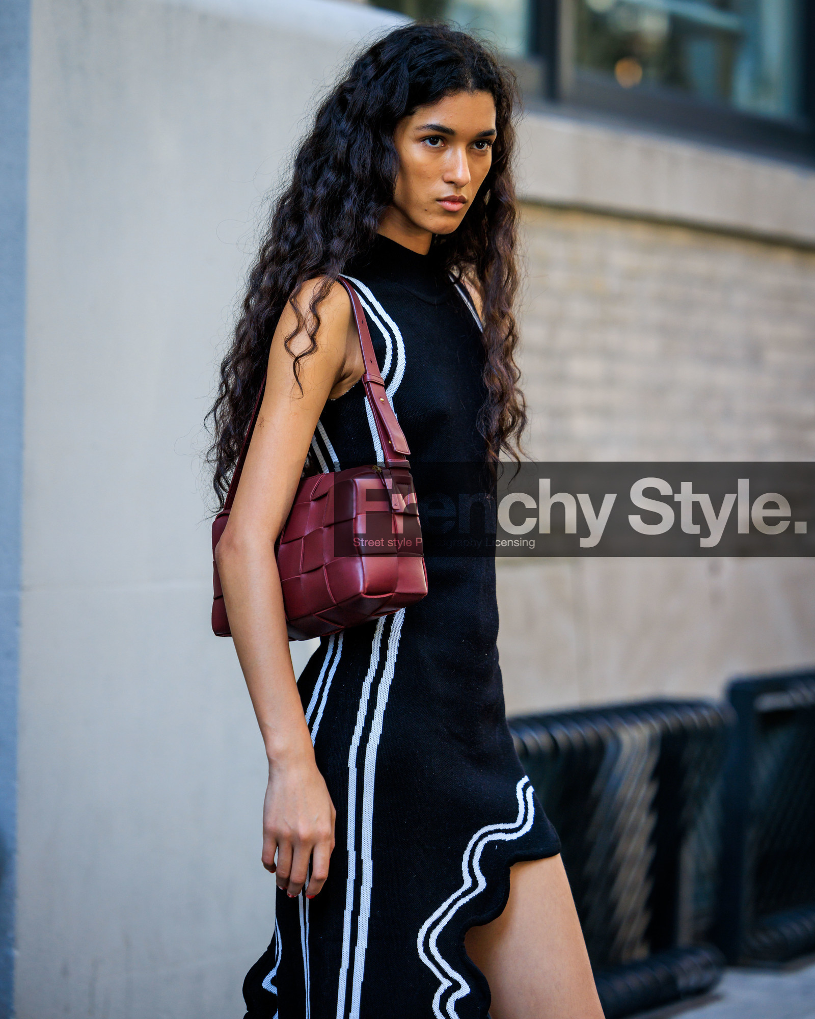 jonathan paciullo, FW, frenchystyle, fashion week, street style, vertical, detail, atmosphere details, NEW YORK, NYFW, SPRING SUMMER 2024, SS 24