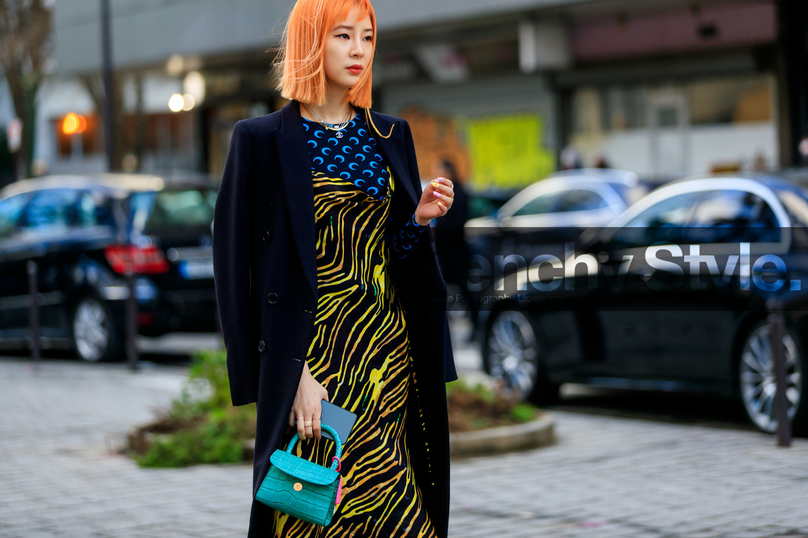 irene kim, yellow dress, striped dress, black dress, zebra printed dress, long dress, blue top, bicolor dress, bicolor top, monogrammed top, black coat, green leather bag, animal skin bag, mini bag, hand bag, marine serre top, multi necklace, silver necklace, golden necklace, chanel necklace, technical fabric top, marine serre dress, fashion week, frenchystyle, FW, jonathan paciullo, street style, PFW, PARIS, AUTUMN WINTER 2020-2021, FALL WINTER 2020-2021, FW 20-21, horizontal, detail, atmosphere details
