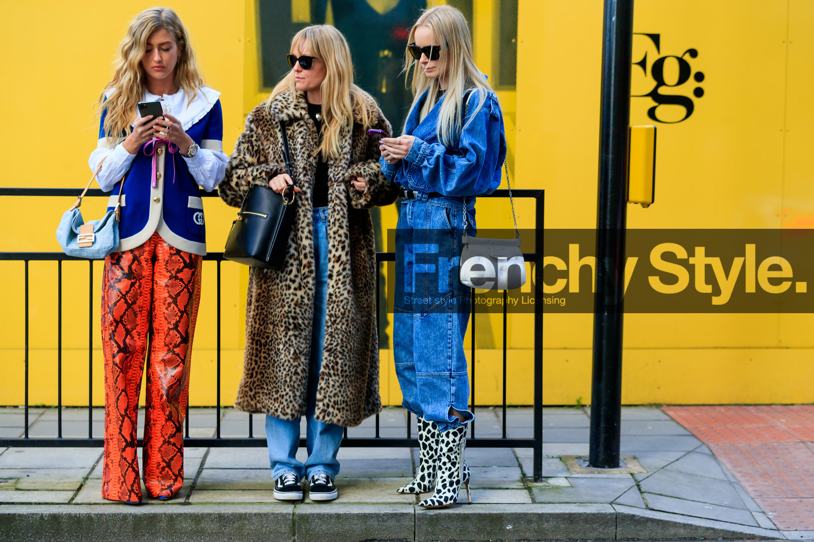 emili sindlev, thora valdimars, jeanette madsen, leopard printed coat, fur coat, big collar, gucci cardigan, blue cardigan, short sleeve cardigan, golden cardigan, white shirt, red leather pants, animal print pants, animal skin pants, light blue bag, monogrammed bag, fendi bag, black leather bag, shoulder bag, bucket bag, vans shoes, light blue jeans, denim, denim jumpsuit, denim total look, belted jumpsuit, black leather belt, black boots, white boots, animal printed boots, low boots, high heels boots, bicolor boots, white leather bag, silvered chain strap bag, quilted bag, margiela bag, black sneackers, fashion week, frenchystyle, FW, jonathan paciullo, street style, LFW, LONDON, AUTUMN WINTER 2020-2021, FALL WINTER 2020-2021, FW 20-21, horizontal, atmosphere details, full length